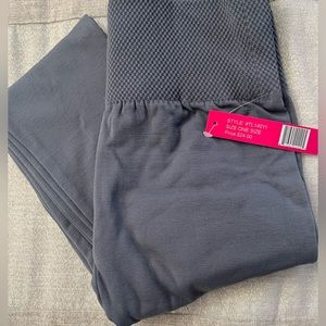 NWOT Gray leggings